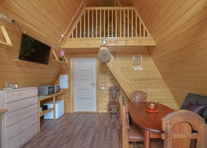Afreym Ryadom s Rekoy Private House