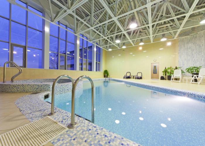 40-i Meridian Yaht-Klub Hotel