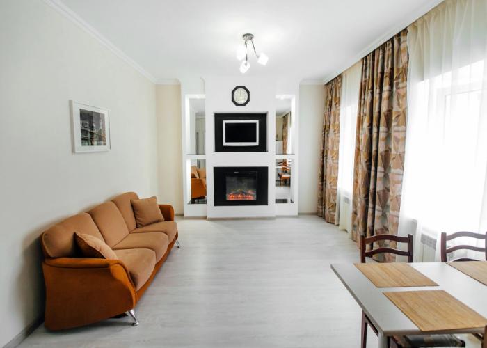Na Oktyabr'skoj Revolyutsii 211-4 Apartments