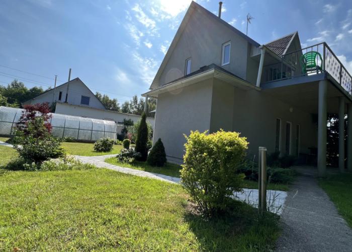 Guest Warnicken  House