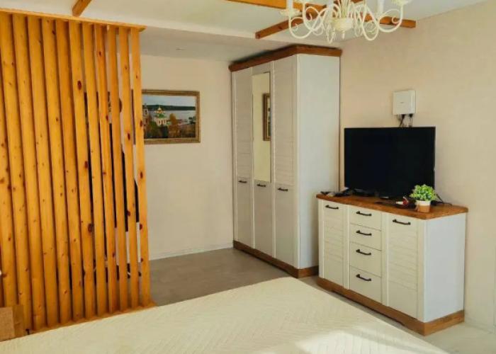 Na Lunacharskogo 18 Studio Flat