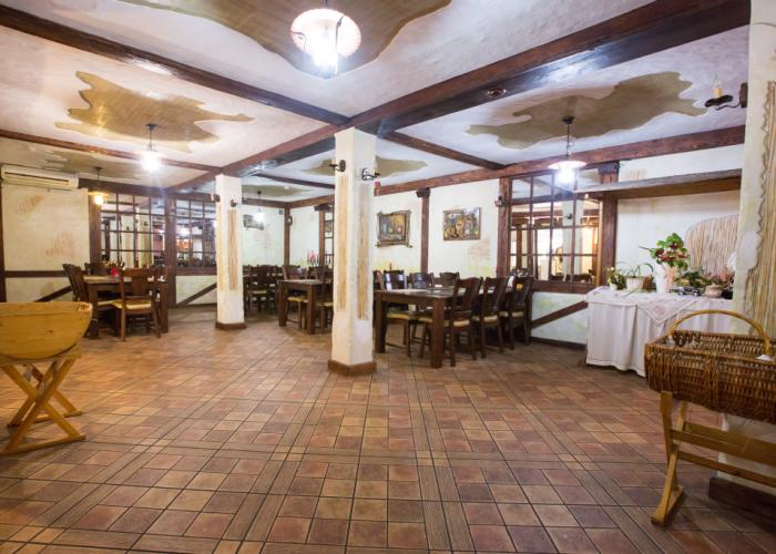 Traktir Hotel