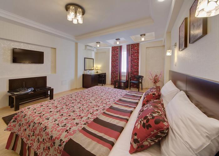 Dzhungli Hotel