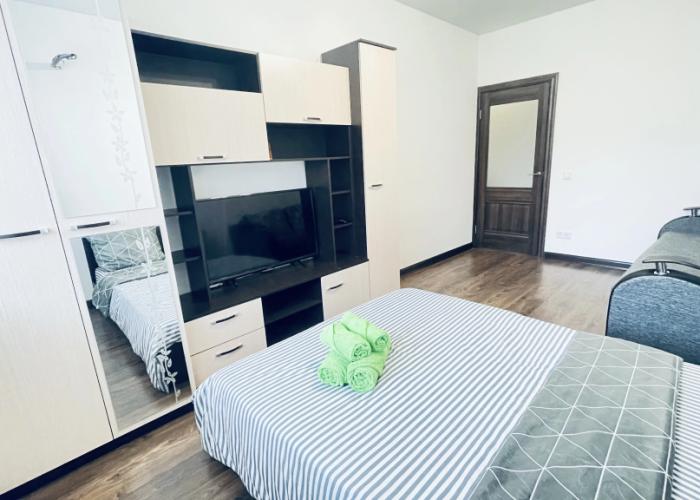 Prosvescheniya 12/1 Apartments