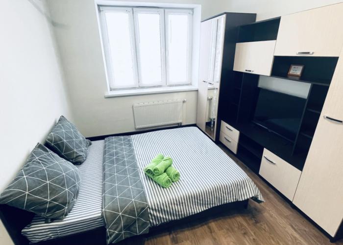 Prosvescheniya 12/1 Apartments