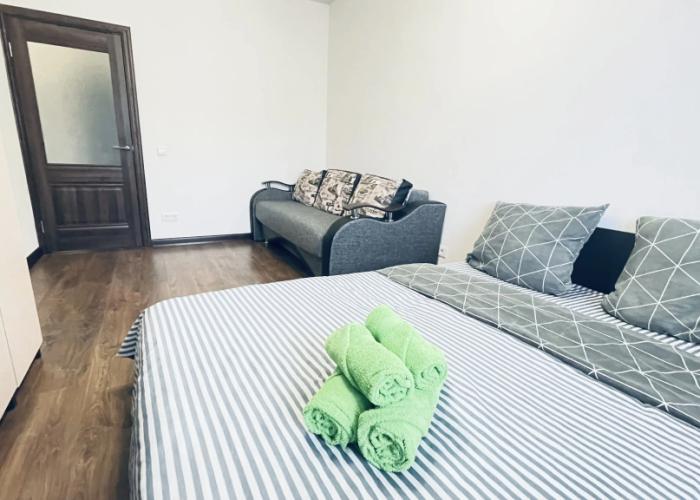 Prosvescheniya 12/1 Apartments