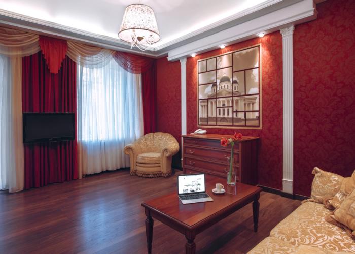 Reavil Hotel