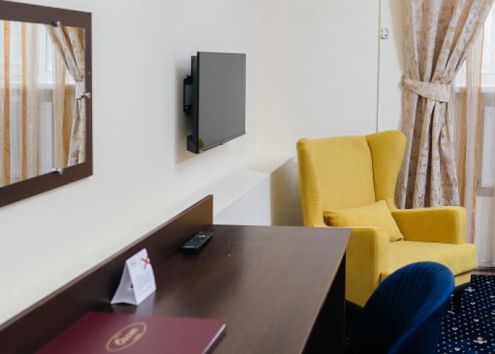Oskar Hotel