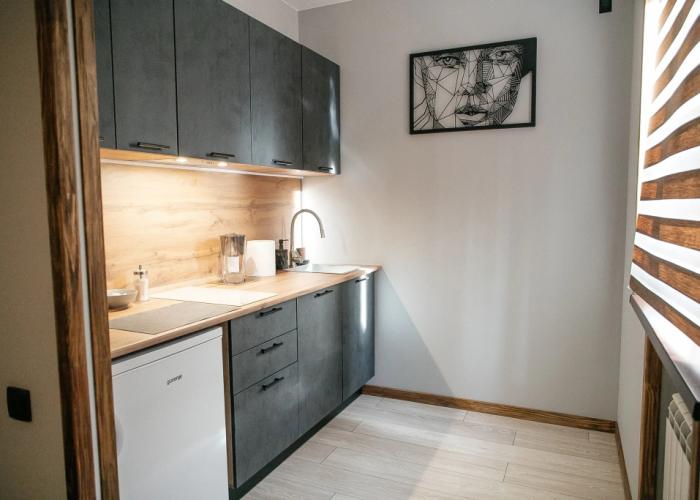 TroeSutokApart Komsomolskaya 48 Flat