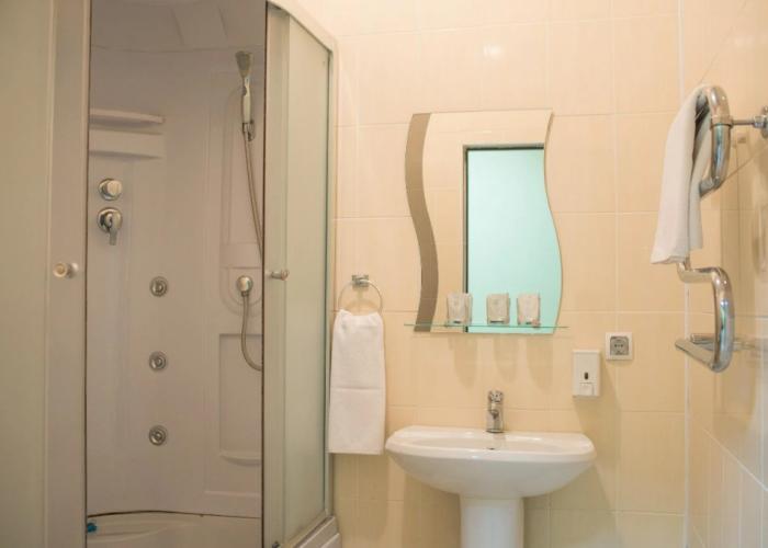 Kristall Hotel
