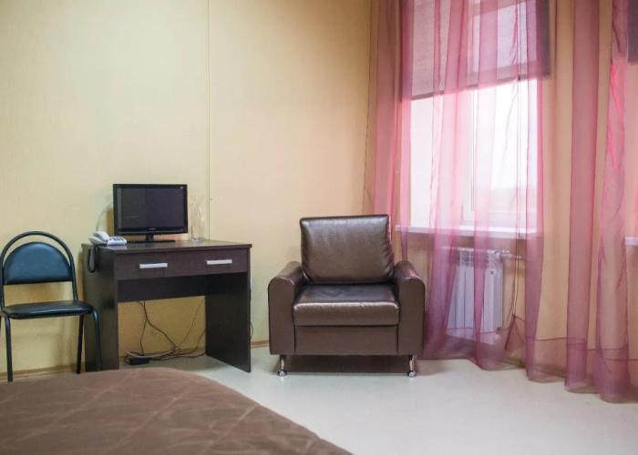 Kristall Hotel