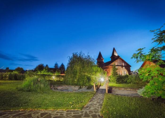Gostinichno-restorannyy kompleks Staryy Khutor Hotel