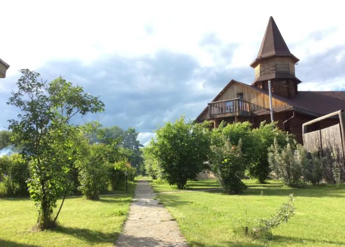 Gostinichno-restorannyy kompleks Staryy Khutor Hotel