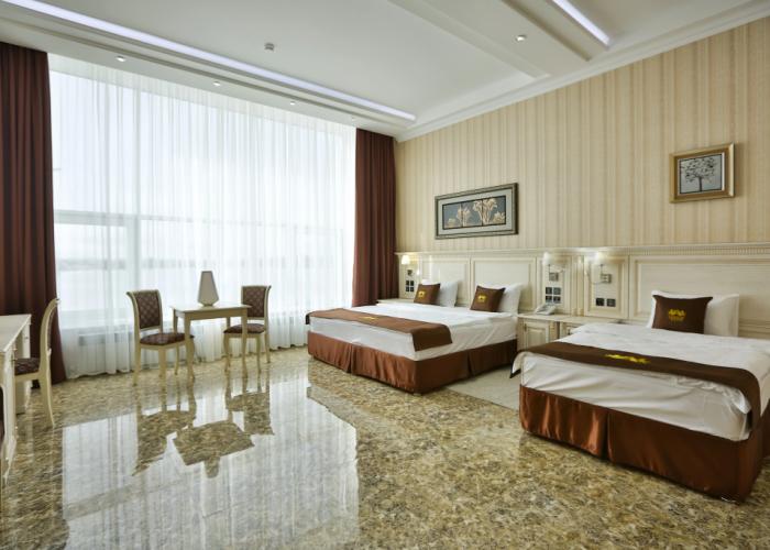 Cascade Hotel