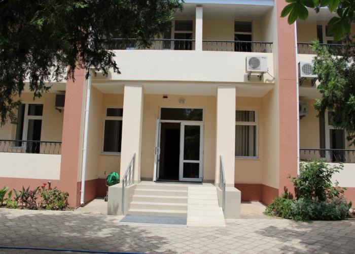 Astra-Tsentr Hotel