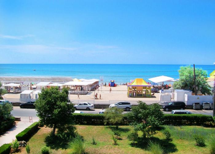 Kalamit Guest house