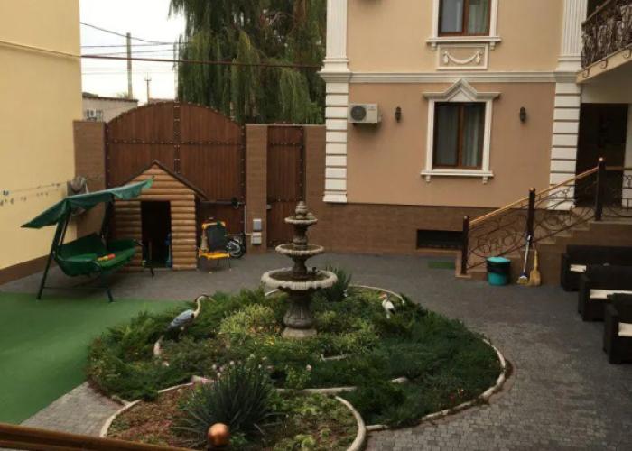 Zlata Guest House