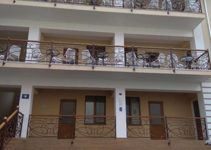 Zlata Guest House