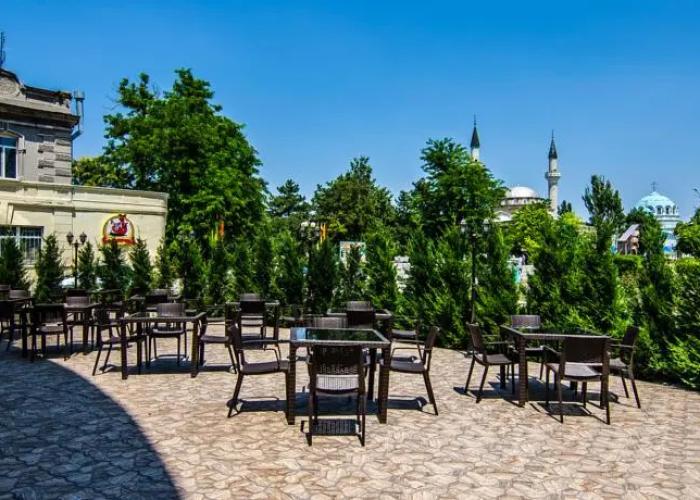 Ritsk Hotel