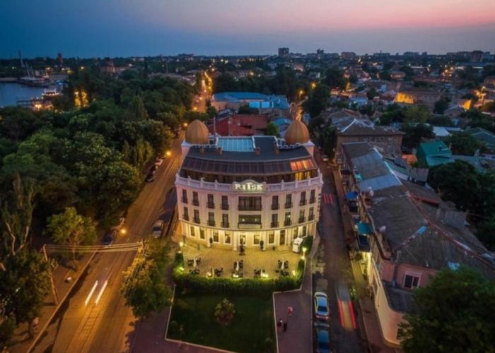Ritsk Hotel