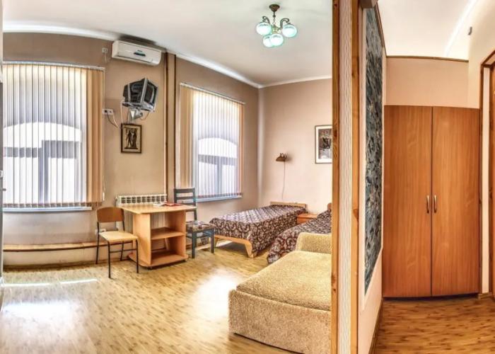 Kryim Hotel