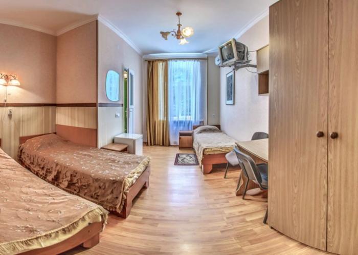 Kryim Hotel