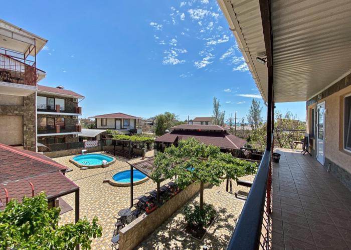 Arsenal Guest House