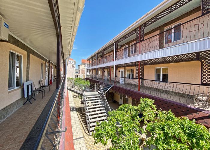 Arsenal Guest House