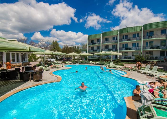 Liana Hotel