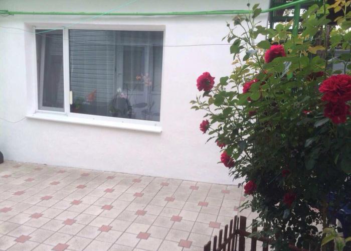 Na Ulitsa Tuchina Apartments