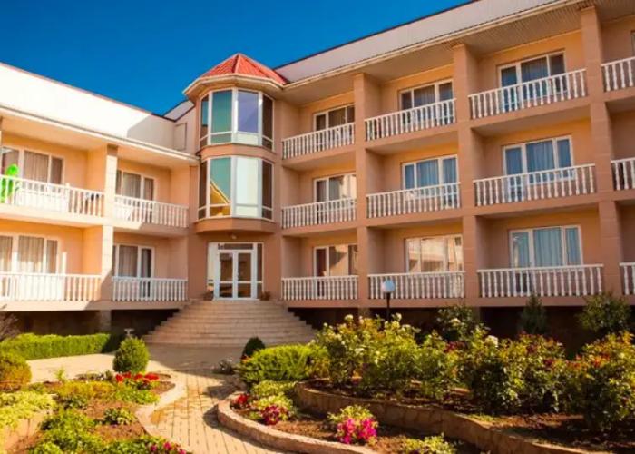 Sea Land Hotel