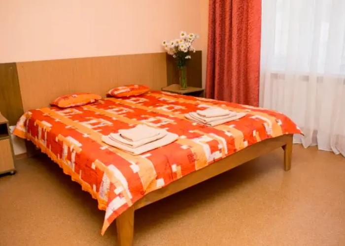 Sea Land Hotel