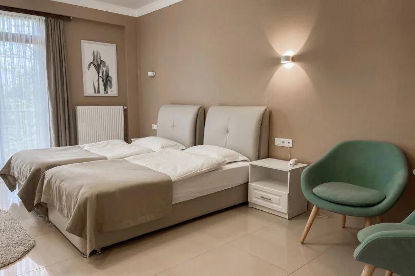 фото Atlantis Hotel