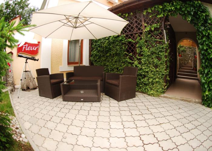 Flyor Hotel