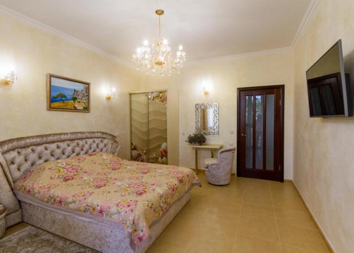 Mirazh Foros Guest house