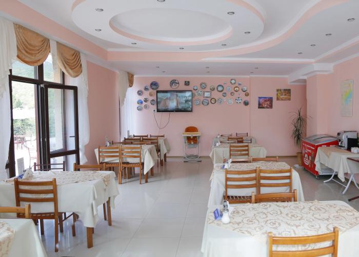 Flamingo Hotel Partenit