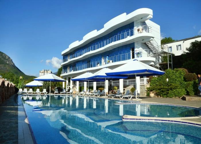 Mazhestik Hotel