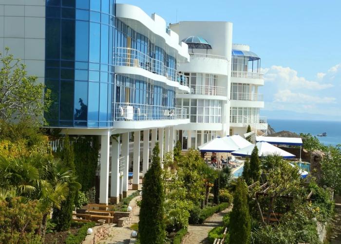 Mazhestik Hotel