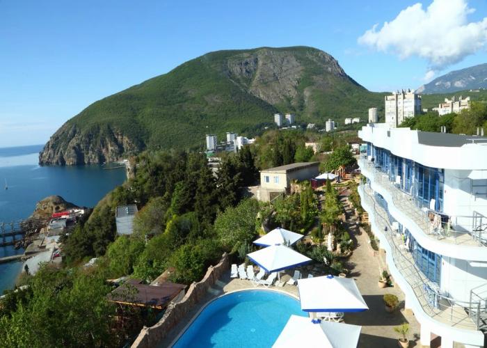 Mazhestik Hotel