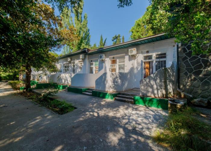 Kurortny Hotel Atelika Karasan 2**