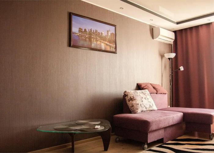 Pechory Apartment on Prudovaya Street