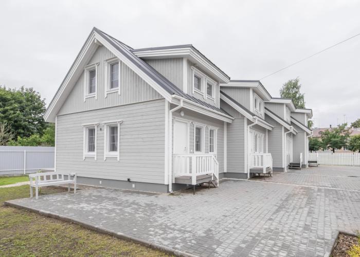 Avgust Guest House