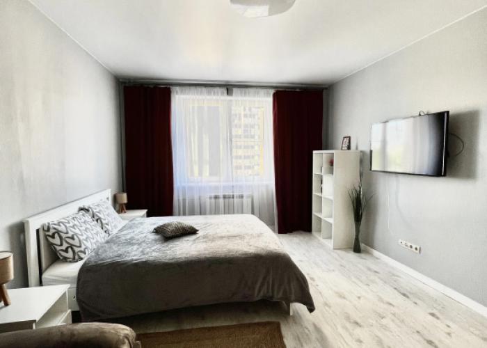 Uyutnaya Kvartira Na Khokhlova 8 Apartments