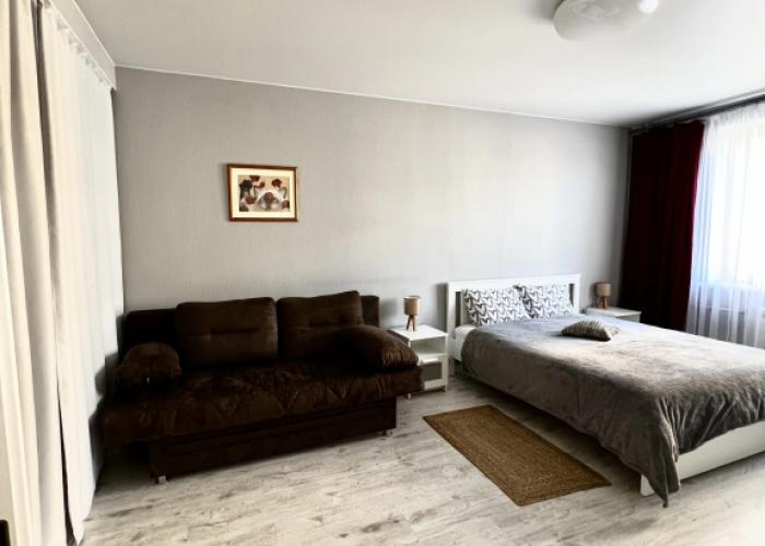 Uyutnaya Kvartira Na Khokhlova 8 Apartments