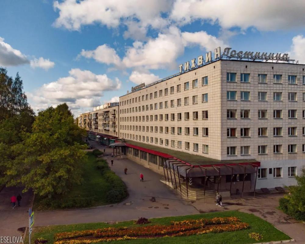 Tikhvin Hotel