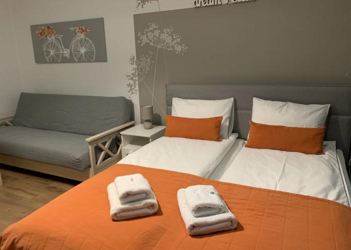 Newstory Plus Apartments