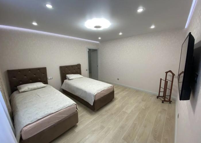 Na Yaroslava Ivanova Apartments