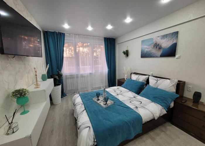 s velikolepnym vidom na gory Flat