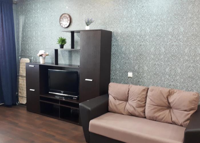 Kvartira Apartamenty U Aeroporta Tolmachevo Flat