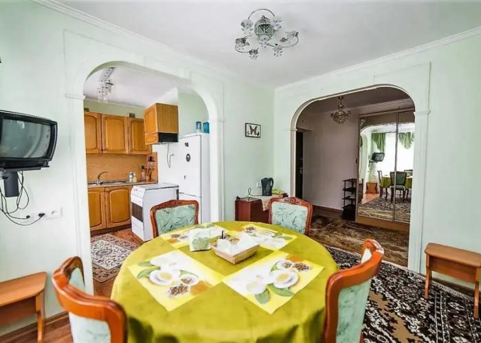On Dzerzhinskogo Apartment
